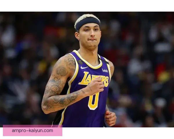 标准列日防守体系表现稳定，令对手难以攻破，成为本赛季新焦点。